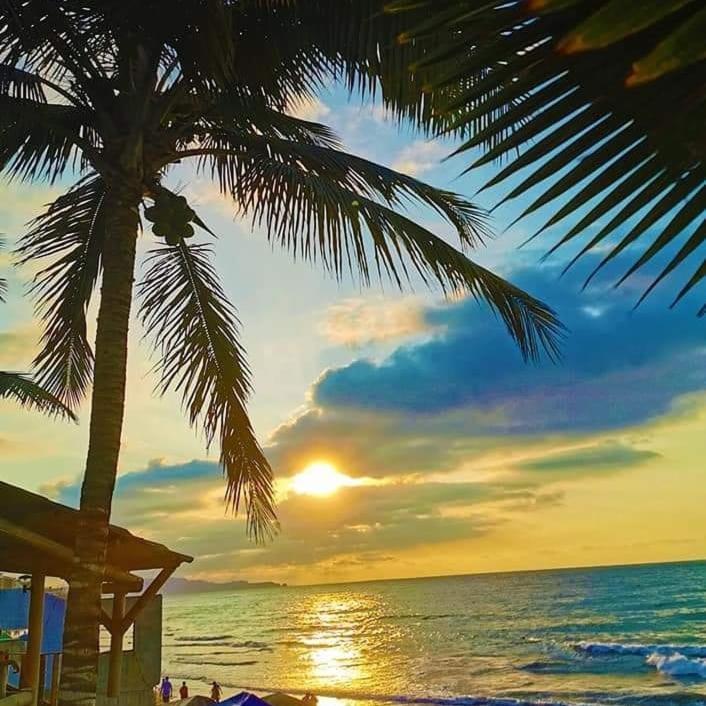 Caramba Hospedaje Hotel Tonsupa Bagian luar foto